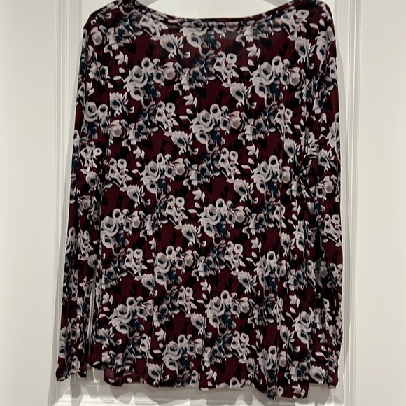 Sz XL Simply Vera Verawang Floral Pullover top - Picture 10 of 11